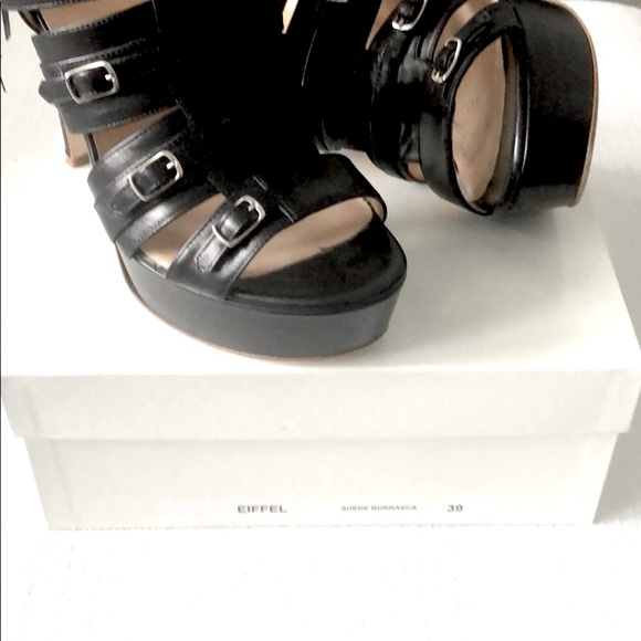 🇮🇹 Abel Munoz: Eiffel stilettos - Picture 9 of 9